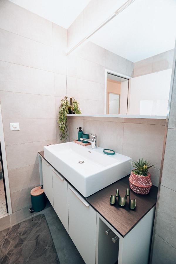 Central Apartment - Culture & Nightlife In One Visp Exterior foto